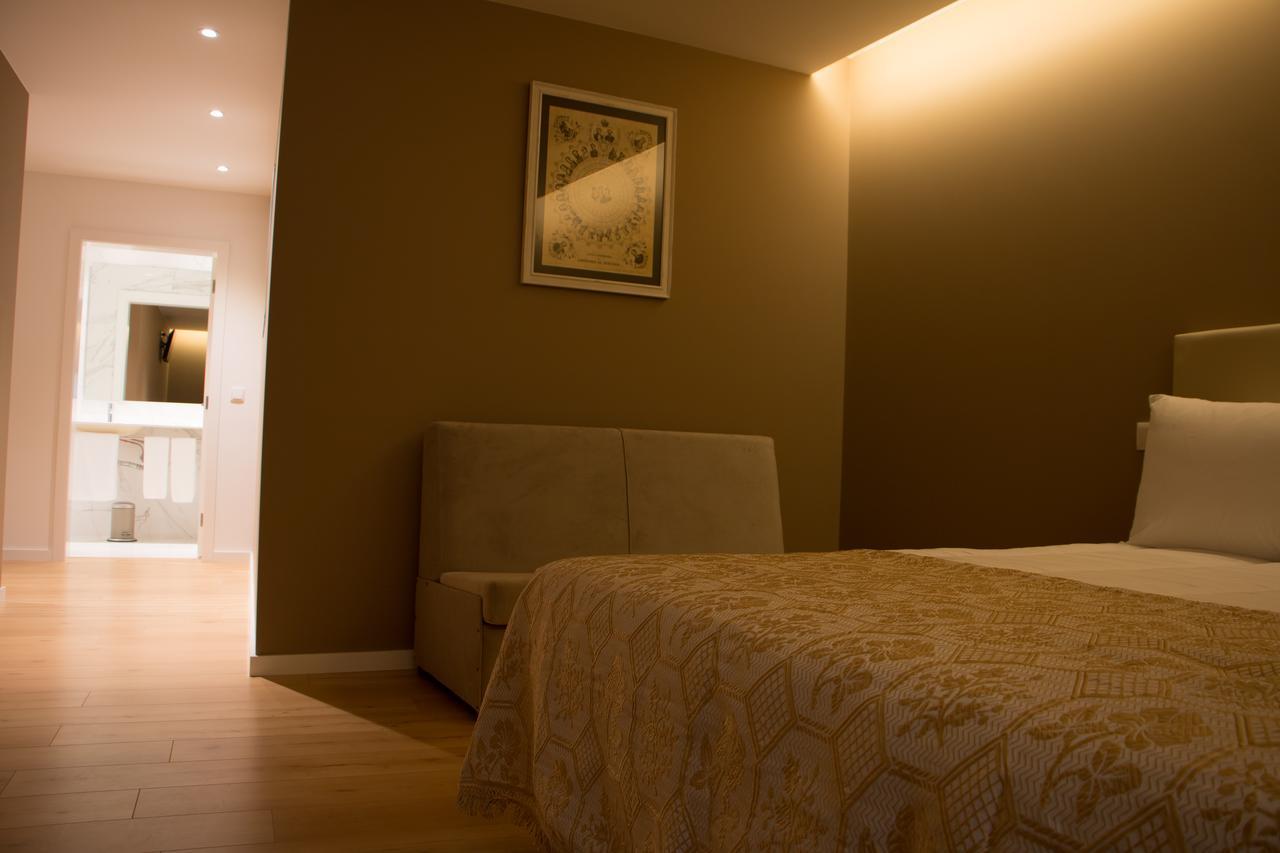 Feira Hostel & Suites Санта Мария да Фейра Екстериор снимка
